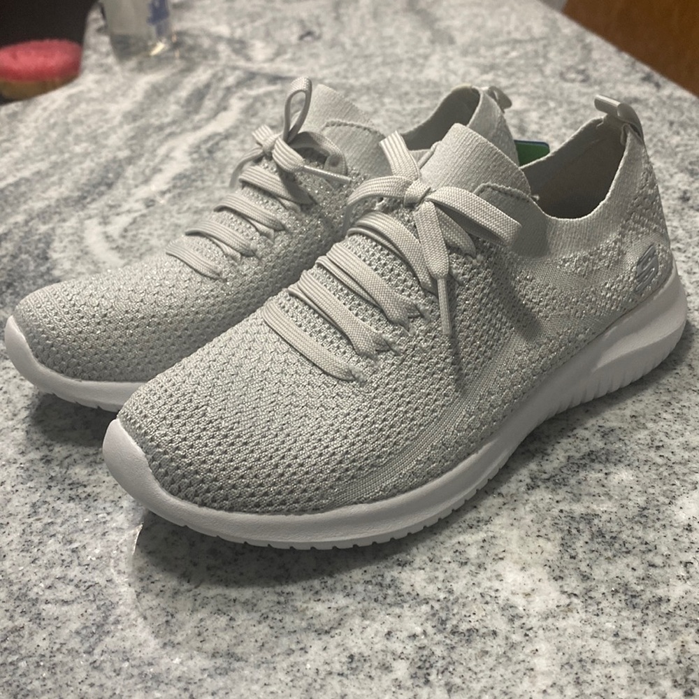 Sketchers women’s shoes
